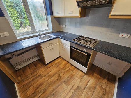 2 bedroom apartment to rent - Photo 4