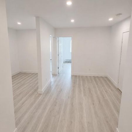 3½ rénové à louer (+bureau),fully renovated for rent (+den), NDG - Photo 4