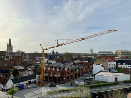 Appartement met 2 slaapkamers en terras - centrum Kortrijk - Photo 4