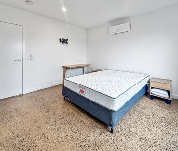 12 Primrose Drive, Waurn Ponds - Photo 2