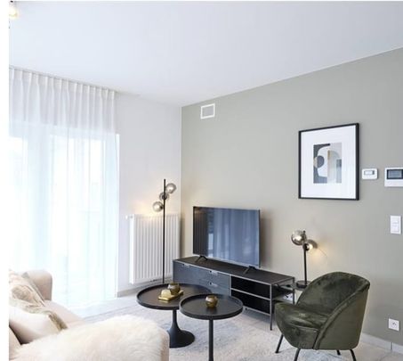 Appartement te huur - Photo 1