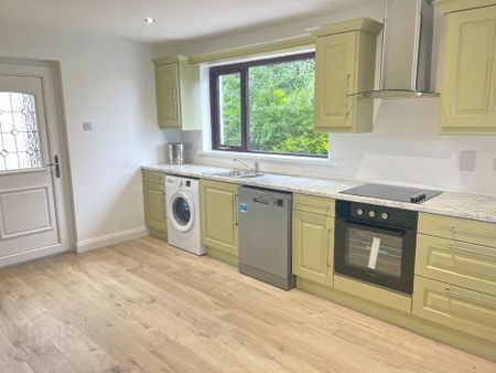 60 Forkhill Road, Newry, BT35 8QX - Photo 4