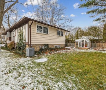 For Lease - 411 Brookmill Road, Oakville, Ontario - Photo 1