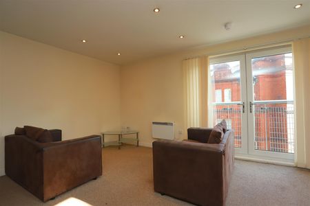 The Pulse, Old Trafford - Photo 2