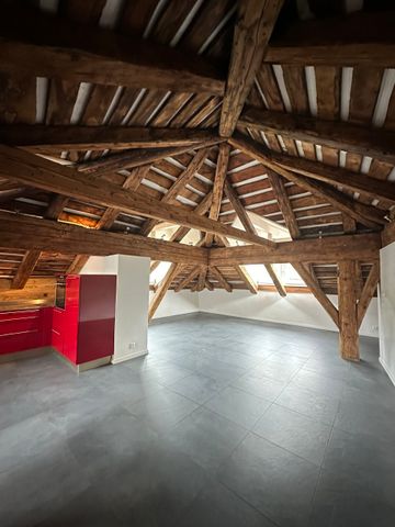SION, magnificent 3.5 room attic - old town - Photo 4
