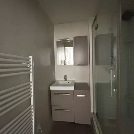 Studio à louer - Photo 4