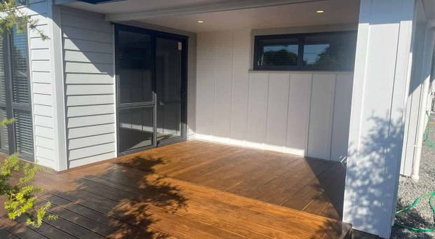 EXECUTIVE 3 BEDROOM RESIDENCE - Photo 1