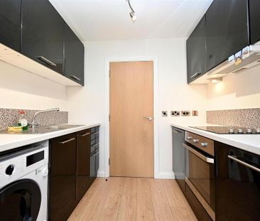 Apt 3, 61 Central Avenue, Bangor, BT20 3AU - Photo 5