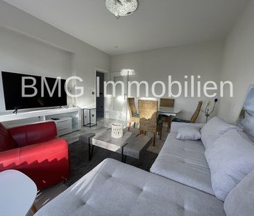 Sonnige zwei Zimmer, Balkon, Tiefgarage, Hobbyraum - komplett möbliert - Photo 2