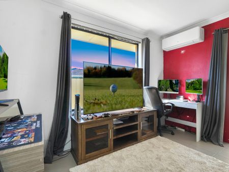 34a Chidzey Drive, Seville Grove WA 6112 - House For Rent | Domain - Photo 2