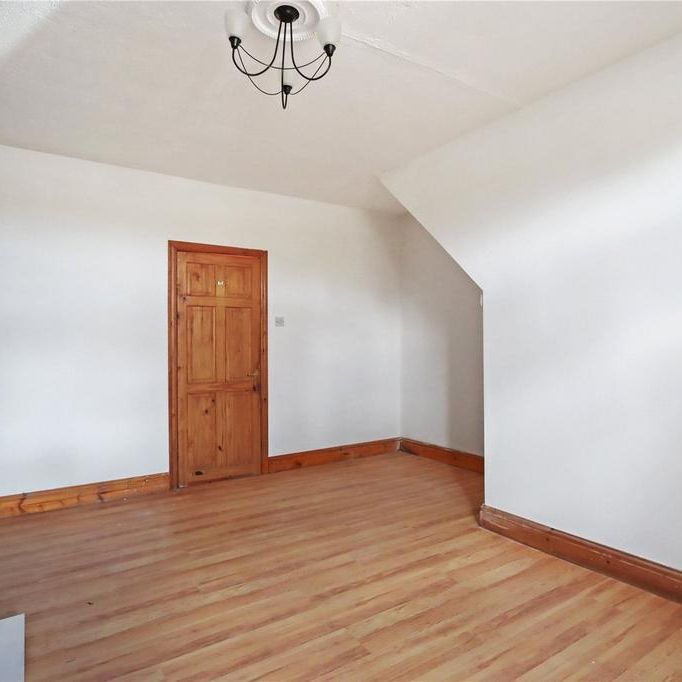 2 bedroom end of terrace house to rent - Photo 1