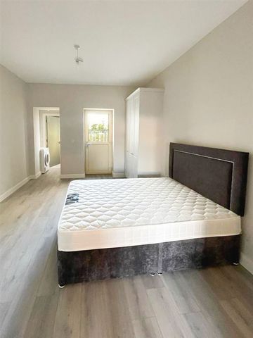 Apartment 1, 108 Philipsburgh Avenue, Fairview, Dublin 3 - Photo 4