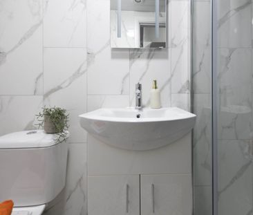 Clarence Street, Bramley, Leeds - Photo 6