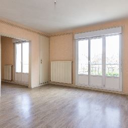 Appartement – Type 5 – 91m² – 405.68 € – SAINT-GAULTIER - Photo 1