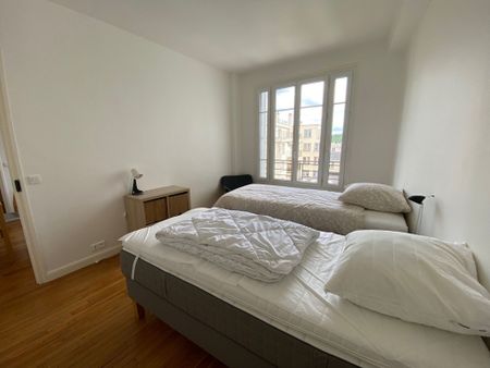 APPARTEMENT 2 PIECES MEUBLE QUARTIER DES CHANTIERS - Photo 2