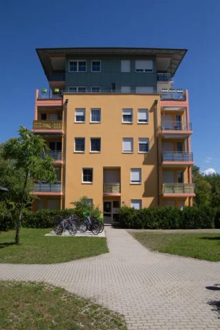 Möblierte Maisonette-Wohnung über den Dächern von Ingolstadt, (nähe Klinikum, Westpark) - Foto 3