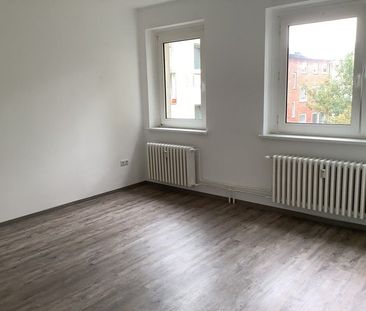 Studentenbude: Modernisiertes 1-Zi.-Single-Apartment mit neuerem Duschbad, Bodenbeläge... - Photo 6