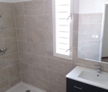Location Appartement 59m² 3 pièces Fort de france - Photo 4