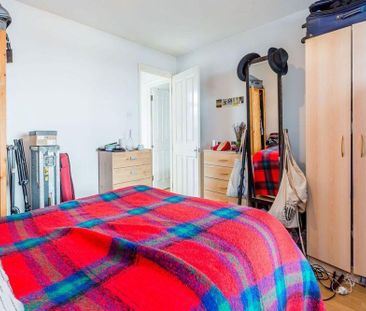1 bedroom flat to rent - Photo 6