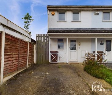 2 bed house to rent in Savage Road, Chatham, ME5 - Photo 6