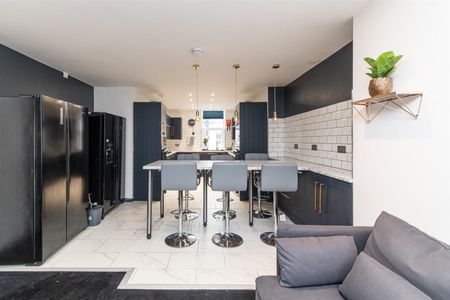 Heaton Road, Heaton, Newcastle Upon Tyne - Photo 5