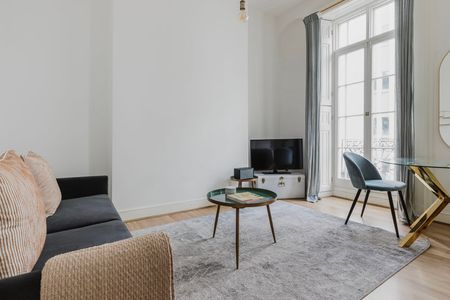 Mornington Crescent - Photo 2