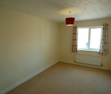 3 bedroom detached house to rent - Photo 4