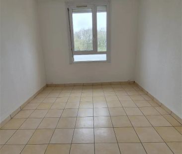 Location appartement 4 pièces - 77.7m² à Maubeuge (59600) - Photo 6