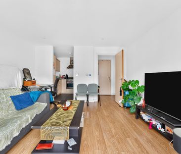 Western Gateway, London, E16 1BN - Photo 2