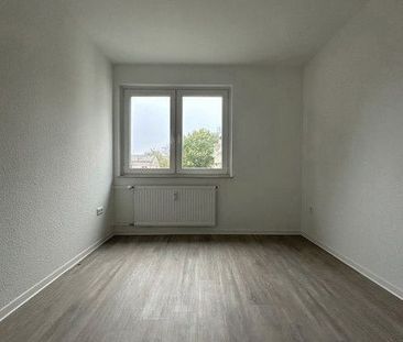 Frisch renovierte 3-Zi.-Whg. mit Balkon - Foto 1