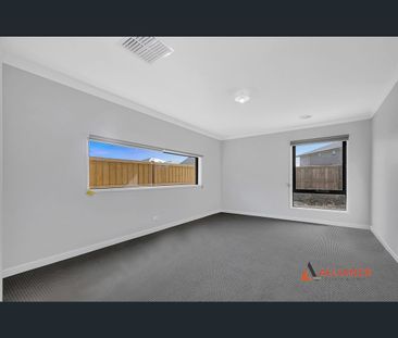 10 Notchwood Crescent, Donnybrook, Vic 3064 - Photo 5