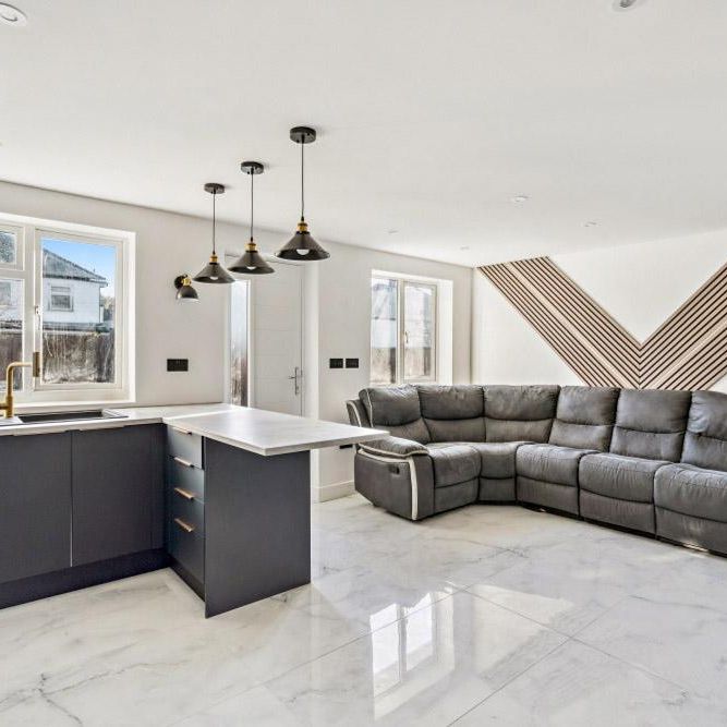 1 bedroom in a house share to rent - Photo 1