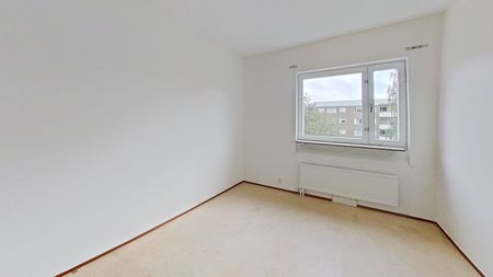 Skrinnarvägen, Eskilstuna - Photo 4