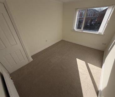 5 Larkfield Manor, Sydenham, - Photo 6