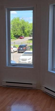 3 1/2 RENOVER, Saint-Eustache avec clientèle 55+ ans - Photo 1