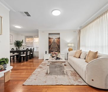 Charming Family Home in Mount Waverley Secondary School and Burwood... - Photo 1