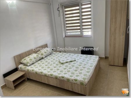 De inchiriat vila cu 7 camere, zona Mamaia Nord - Photo 3