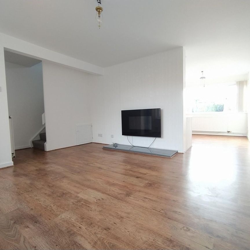 Stourton View, Frome - Photo 1