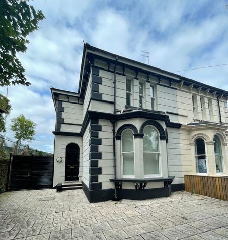 The Walk, Cardiff - Photo 3