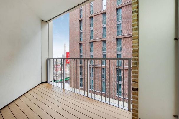 1 bedroom flat to rent - Photo 1