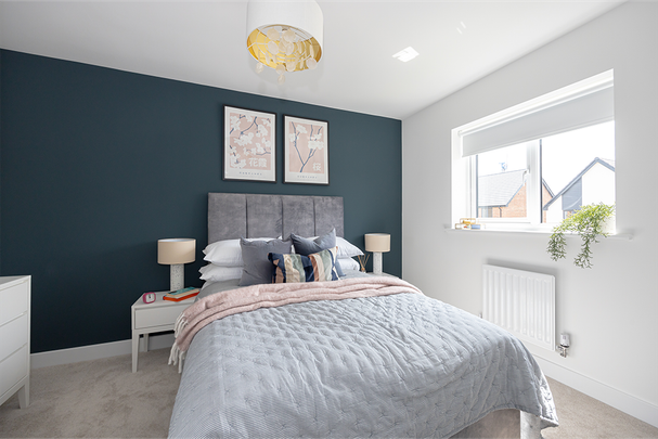 4 bedroom semi-detached house to rent - Photo 1
