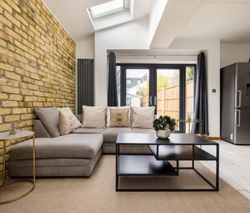 2 bedroom ground floor flat to rent - Photo 4