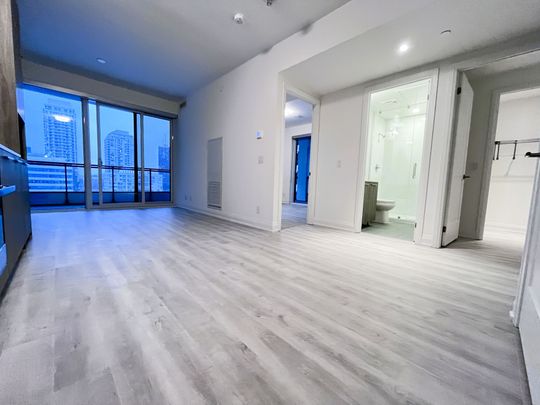 For Lease - 65 Broadway Avenue Unit# 1211, Toronto, Ontario - Photo 1