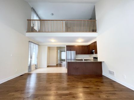 For Lease - 1 Palmira Drive, Georgina, Ontario - Photo 2