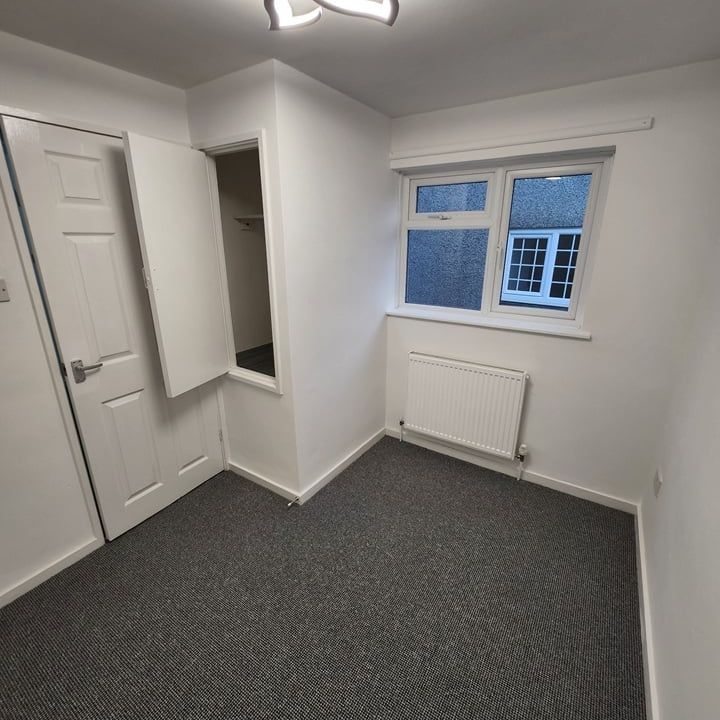 3 Bed Semi-Detached House, Four Acres, BS13 - Photo 1