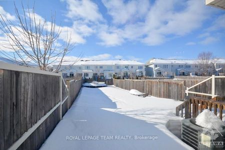 For Lease - 293 Forestbrook Street, Kanata, Ontario - Photo 2