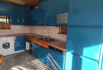 Monteverde Vecchio-Terrace: Furnished 2 Bedroom, 2 Bath, spacious kitchen, living, large private terrace and garden. Bright, silent, near shops, services and transport, located on a quite street in a well kept building. Possible parking. Ref 2375