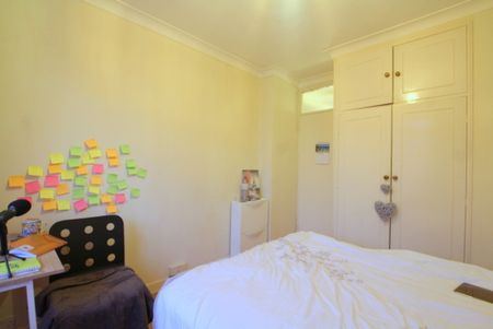 3 Bedroom Apartment, St. John’s Avenue, London - Photo 3