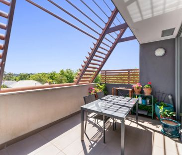 Modern Living with Panoramic Valley Views - Photo 2