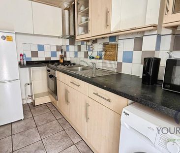 1 bedroom semi-detached house to rent - Photo 4